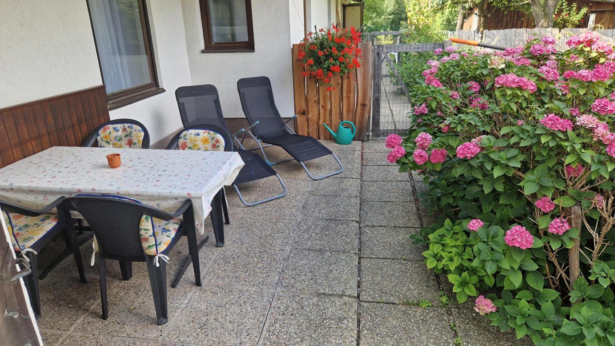Leo-Hof Apartment Hirschwang Bagian luar foto