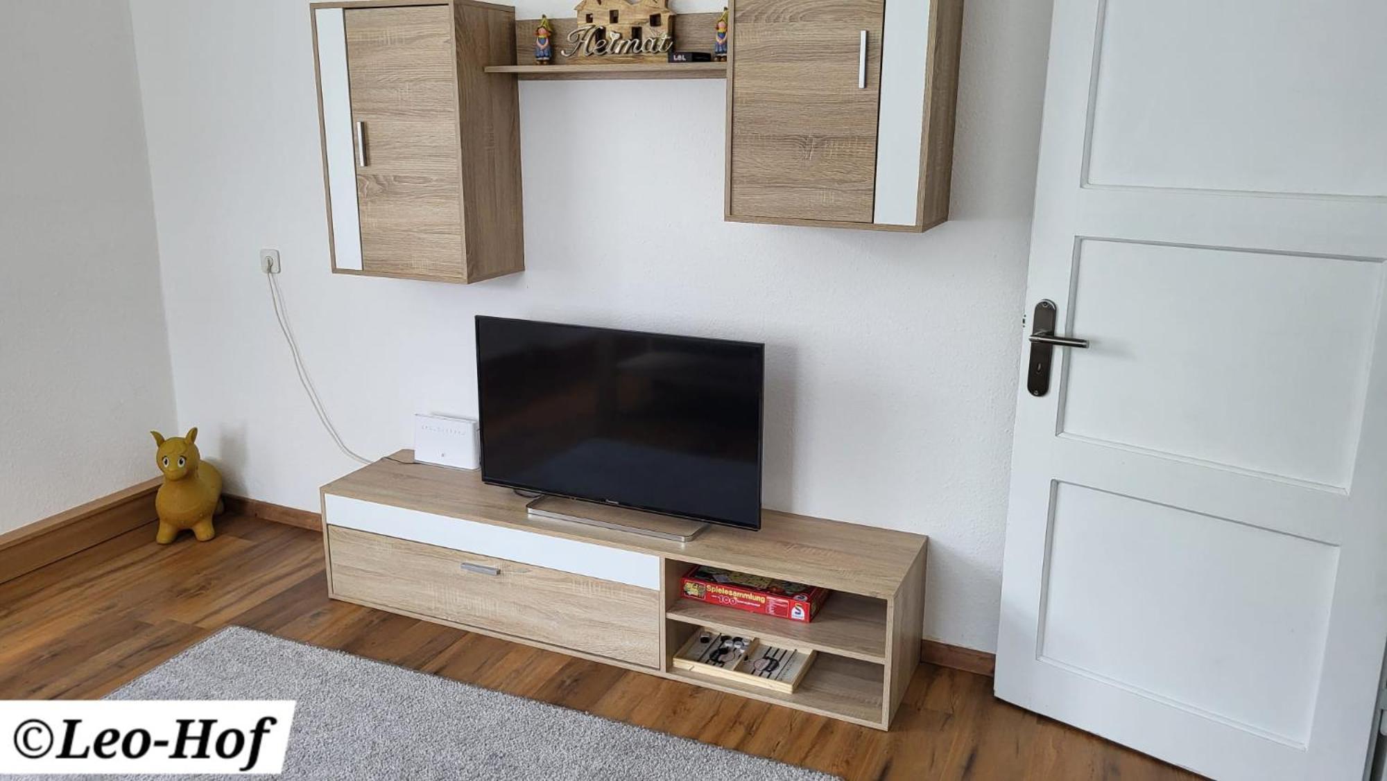 Leo-Hof Apartment Hirschwang Bagian luar foto